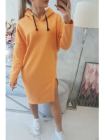 Pašiltinta suknelė su skeltuku ir gobtuvu (Persikų)