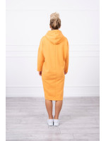 Pašiltinta suknelė su skeltuku ir gobtuvu (Persikų)