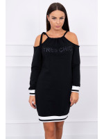 Suknelė su užrašu „Tres Chic“ (Juoda)