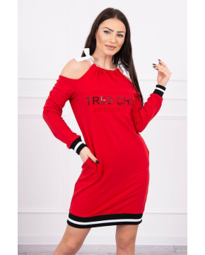 Suknelė su užrašu „Tres Chic“ (Raudona) Suknelė su užrašu „Tres Chic“ (Raudona)