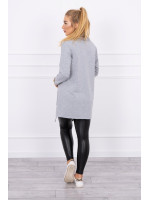 Prailgintas bliuzonas asimetrišku priekiu (Pilka)