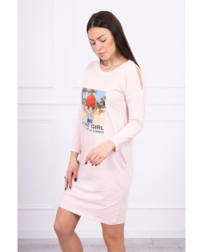 Suknelė su užrašu Honey girl (Šviesiai) (Rožinė) Suknelė su užrašu Honey girl (Šviesiai) (Rožinė)