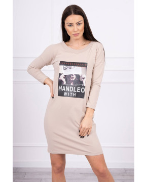 Suknelė su užrašu Handle su (Smėlio spalva) Suknelė su užrašu Handle su (Smėlio spalva)