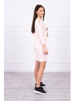 Suknelė su aplikacija 3D ir dekoratyviniu bumbulu (Šviesiai) (Rožinė)