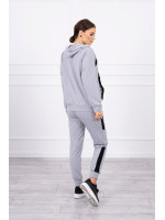 Sportinis kostiumėlis su juostelėmis (Pilka)