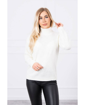 Vilnonis megztinis su aukštu kaklu (Šilko spalva)  Vilnonis megztinis su aukštu kaklu (Šilko spalva)