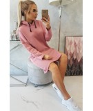 Džemperis - suknelė su gobtuvu ir skeltuku (Tamsi rožinė)
