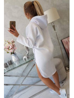 Pašiltinta suknelė su skeltuku ir gobtuvu (Balta)