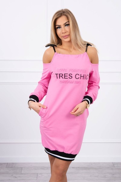 Suknelė su užrašu „Tres Chic“ (Neoninė rožinė)