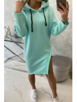 Suknelė su gobtuvu ir skeltukais šonuose (Mėtos)