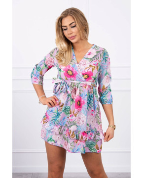 Gėlėta suknelė su V iškirpte ir dirželiu (Violetinė) Gėlėta suknelė su V iškirpte ir dirželiu (Violetinė)