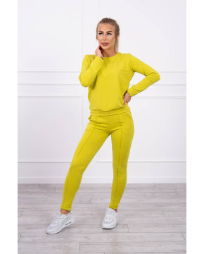 Sportinis kostiumėlis laisvalaikiui (Kivio spalva) Sportinis kostiumėlis laisvalaikiui (Kivio spalva)