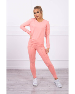 Sportinis kostiumėlis laisvalaikiui (Abrikoso) Sportinis kostiumėlis laisvalaikiui (Abrikoso)