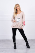 Oversized su iškirpte sweatshirt (Smėlio spalva)