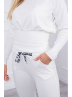 Dviejų dalių kostiumėlis su plačiomis rankovėmis (Drobės spalvos)