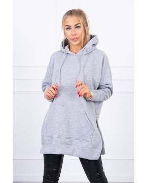 Pašiltintas megztinis su skeltukais šonuose (Pilka) Pašiltintas megztinis su skeltukais šonuose (Pilka)