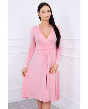 Suknelė su lengvai aptemta zona po krūtine (Šviesi) Suknelė su lengvai aptemta zona po krūtine (Šviesi)