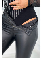 Moteriška glaustinukė su tiulio rankovėmis (juodos spalvos)