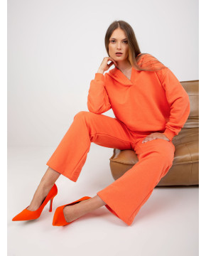 Sportinio stiliaus laisvalaikio kostiumėlis su gobtuvu (oranžinės spalvos)