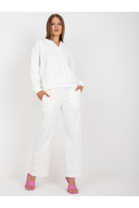 Sportinio stiliaus laisvalaikio kostiumėlis su gobtuvu (baltos spalvos)