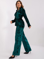 Veliūrinis marškinių ir kelnių laisvalaikio kostiumas