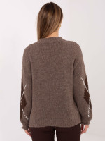 Megztinis su ornamentais (ruda spalva)