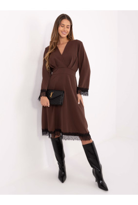 Elegantiška suknelė moterims su raukiniais (ruda)