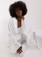 3 dalių pižama su chalatu (baltos spalvos)