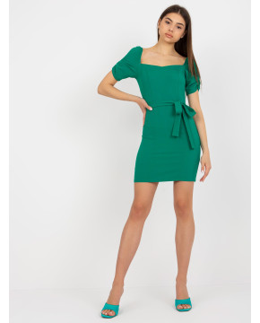 Mini kokteilinė suknelė su diržu (žalia)