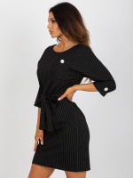 Dryžuota pieštuko tipo suknelė 3 ketvirčių rankovėmis Lakert (juoda)